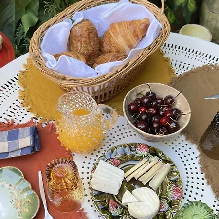 Bed & Breakfast Maison Malouna Saint-Thibéry
